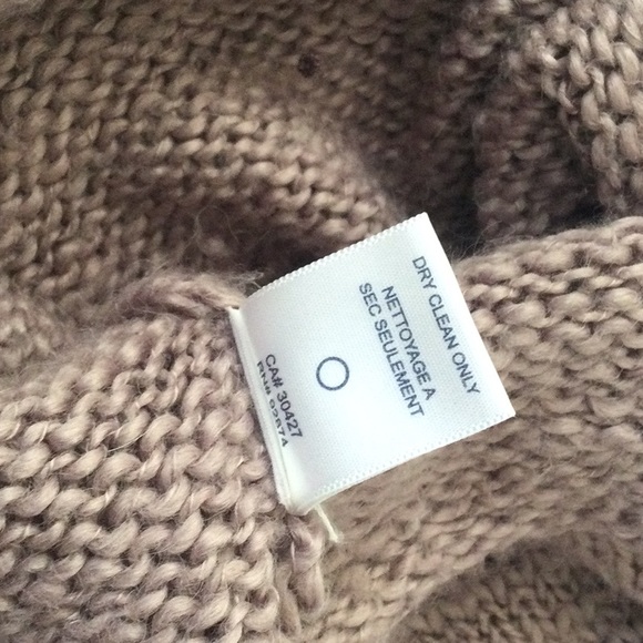 Short sleeve cowl neck sweater. - Picture 5 of 5